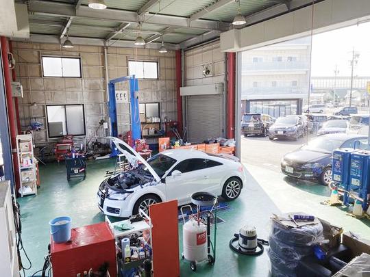 有限会社エフォート　整備工場