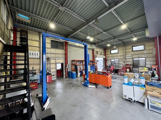 有限会社エフォート　中古車販売