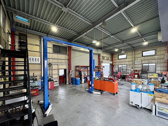 有限会社エフォート　整備工場